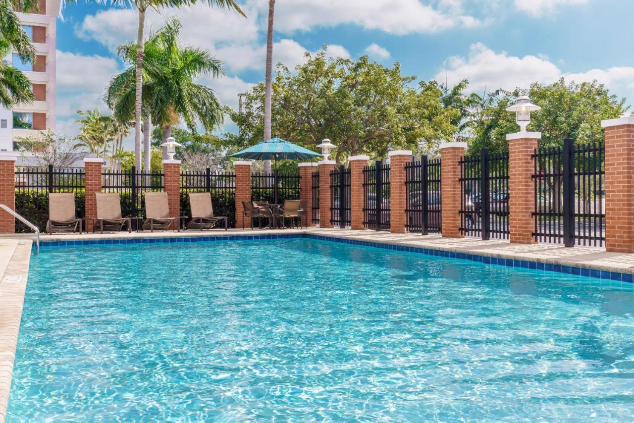 Hyatt Place Fort Lauderdale Airport/Cruise Port Dania Beach Εξωτερικό φωτογραφία