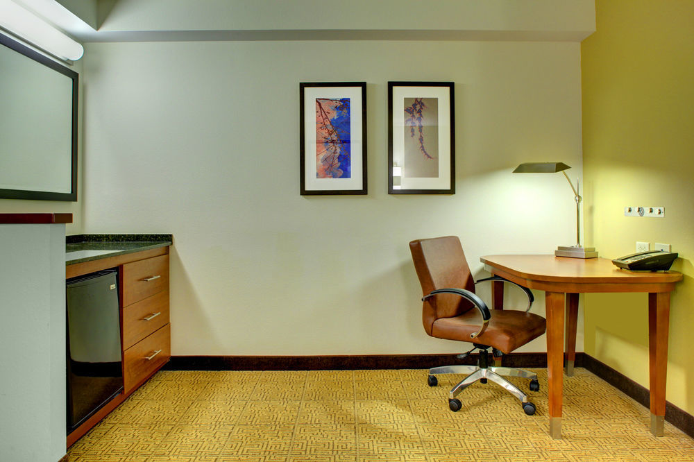 Hyatt Place Fort Lauderdale Airport/Cruise Port Dania Beach Εξωτερικό φωτογραφία
